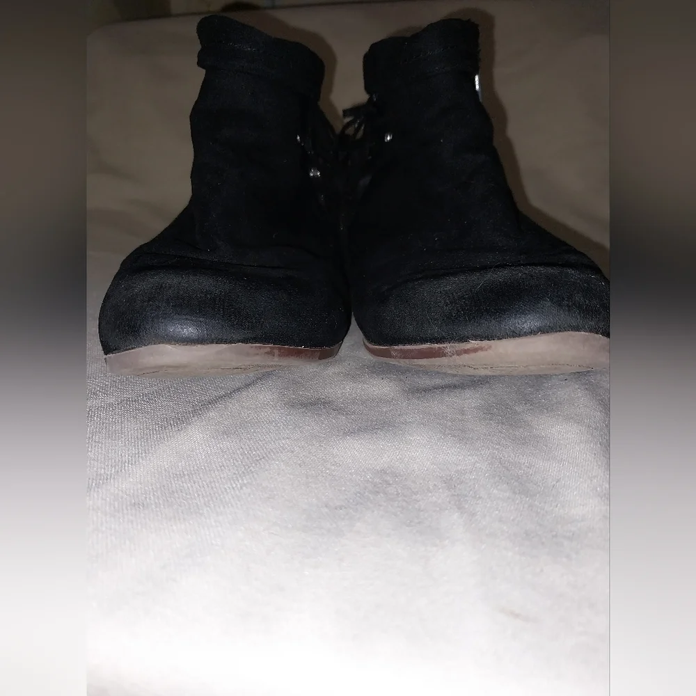 Sam Edelman Petty Frida Black Ankle Boots  Size 2